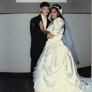 Meet your Posher, Gloria